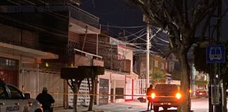 EJECUTAN A “LA GELI” FRENTE A SU HIJO EN LOMAS DE LA PISCINA