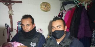 POLICÍAS AYUDAN A MUJER EMBARAZADA EN SAN JUAN BOSCO
