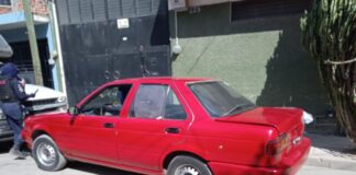 DETIENEN A BANDA DE JÓVENES QUE DESVALIJABAN CARROS ROBADOS EN LEÓN