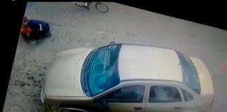 (VIDEO) NIÑO CORRE A LA CALLE Y ES ATROPELLADO POR CAMIONETA EN LEÓN