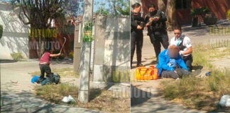 (VIDEO) CAPTAN A HOMBRE GOLPEANDO A DOS PERSONAS CON MACHETE EN LEÓN