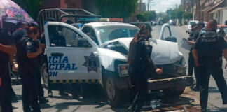CHOCA POLICÍA CONTRA CAMIÓN REPARTIDOR EN VISTA HERMOSA