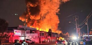 SE INCENDIA CENTRO BODEGUERO DE LAS TROJES