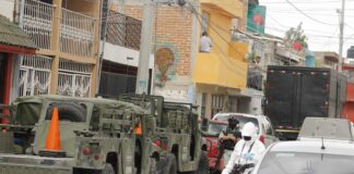 ENTRAN A CASA Y BALEAN A TRES EN LA COLONIA MARÍA DOLORES