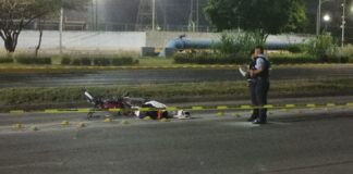 MOTOCICLISTA DERRAPA Y MUERE EN EL LIBRAMIENTO