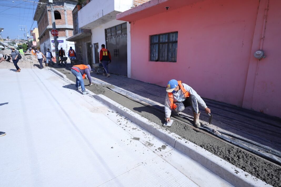 OBRAS DE PAVIMENTACIÓN (3)