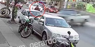 (VIDEO) ESQUIVA A CICLISTA Y CHOCA CONTRA VARIOS AUTOS EN SAN MIGUEL