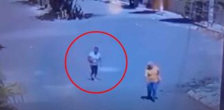 (VIDEO) MUJER ASALTA A ABUELITA CON CUCHILLO EN SAN PANCHO