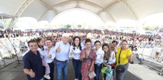 CELEBRA ALE GUTIÉRREZ A MÁS DE 8 MIL MAMÁS LEONESAS