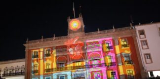RECONOCEN TALENTO UNIVERSITARIO CON LEÓN LIGHT FEST