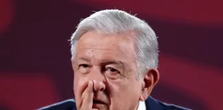 AMLO ACUSA A SACERDOTES DE “METERSE” EN LAS ELECCIONES