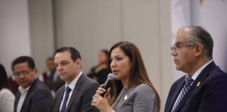 GOBERNADORA LIDERA MESA DE TRABAJO CONTRA VIOLENCIA DE GÉNERO