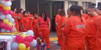 FESTEJA SUS DOS AÑOS JUNTO A SU MAMÁ EN LA CÁRCEL EN GUANAJUATO