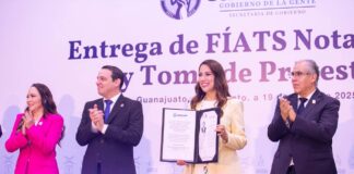 NUEVE PROFESIONISTAS RECIBEN FIATS COMO NUEVOS NOTARIOS DEL ESTADO