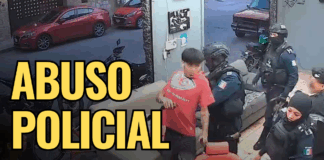 (VIDEO) DENUNCIAN ABUSO DE AUTORIDAD DE POLICÍAS DE LEÓN EN BARBERÍA