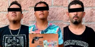 DETIENEN A TRES HOMBRES ARMADOS EN LEÓN