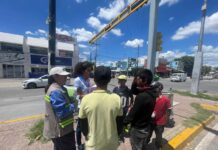 “DE 500 A 1000 PESOS POR DÍA”; BUSCAN EVITAR EXPLOTACIÓN DE MENORES EN CRUCEROS DE LA CIUDAD