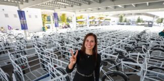 ENTREGAN 300 TRICICLOS A RECICLADORES EN LEÓN