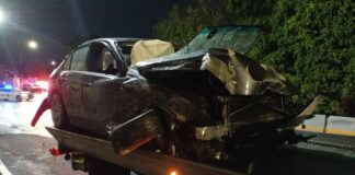 BMW SE ESTRELLA CONTRA UNA CASA EN EL MALECÓN