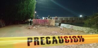BALEAN A CICLISTA EN EL MALECÓN DEL RÍO EN LEÓN