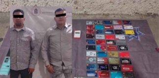 DETIENEN A CLONADORES DE TARJETAS EN LEÓN; OPERABAN CON MÁS DE 40 PLÁSTICOS