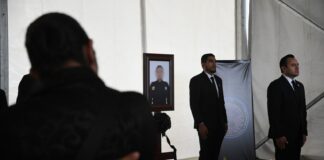 SECRETARÍA DE SEGURIDAD Y PAZ DESPIDE CON HONOR A JANET YARELI