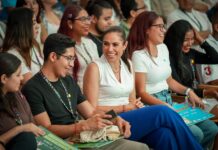 ENTREGAN 385 BECAS A JÓVENES QUE APOYAN A SU COMUNIDAD EN LEÓN