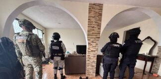 DETIENEN A CUATRO PRESUNTOS CRIMINALES Y ASEGURAN ARSENAL