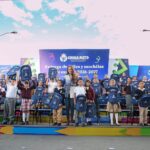 GOBERNADORA ENTREGA ÚTILES ESCOLARES