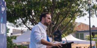 ALAN MÁRQUEZ ENTREGA MÁS DE 19 MIL FIRMAS EN EL PROCESO INTERNO DEL PAN