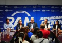 JORGE ESPADAS REÚNE MÁS DE 14 MIL FIRMAS Y AVANZA EN EL PROCESO INTERNO DEL PAN LEÓN
