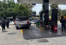INVESTIGAN GASOLINERA DE LEÓN POR POSIBLE VENTA IRREGULAR DE COMBUSTIBLE