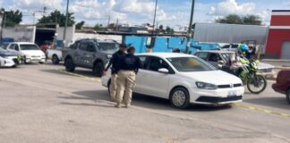 MUERE REPARTIDOR DE MERCADO LIBRE MIENTRAS CONDUCÍA EN LEÓN