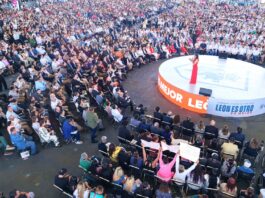 RINDE ALE SU SEGUNDO INFORME DE GOBIERNO