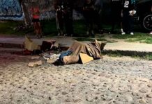 ABANDONAN CADÁVER ENVUELTO EN COBIJAS EN EL BARRIO DE SAN MIGUEL