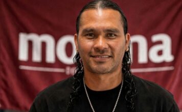 GULLIT PEÑA SE REGISTRA EN MORENA PARA BUSCAR LA COORDINACIÓN EN LEÓN