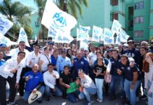 JORGE ESPADAS RECORRE COLONIAS Y MERCADO PARA ESCUCHAR INQUIETUDES