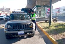 MULTAN A 350 CONDUCTORES POR INVADIR CARRILES DE LA ORUGA EN LEÓN